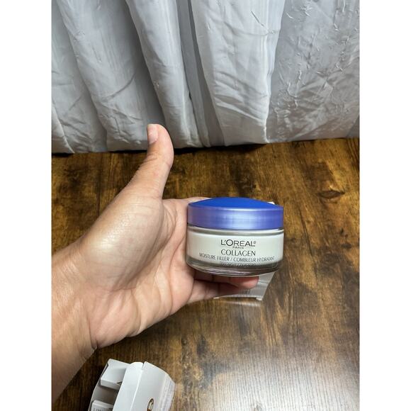 4 - L'Oreal Paris Collagen Moisture Filler Daily Moisturizer 1.7 oz w/Fragrance - Picture 4 of 5